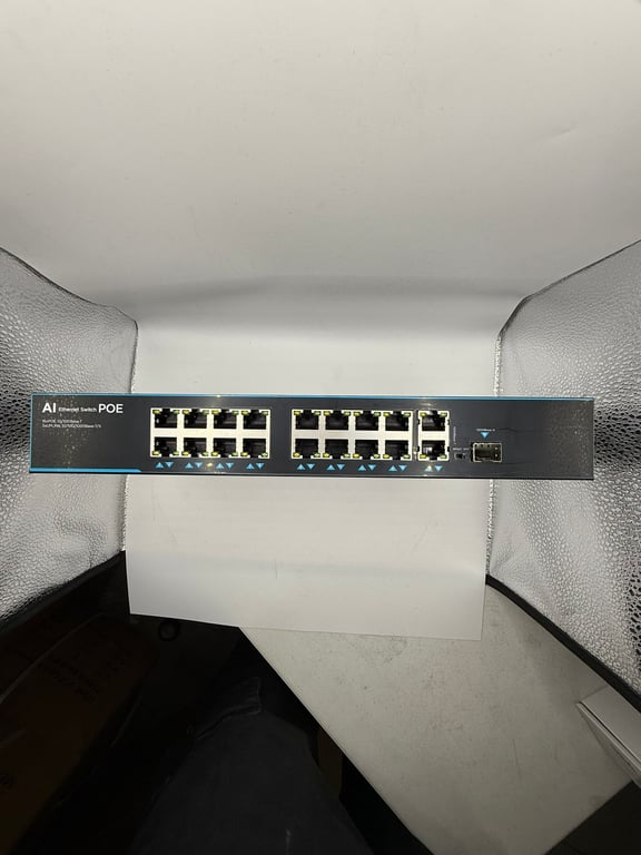 16-port-fast-ethernet--4-port-gigabit-poe-switch